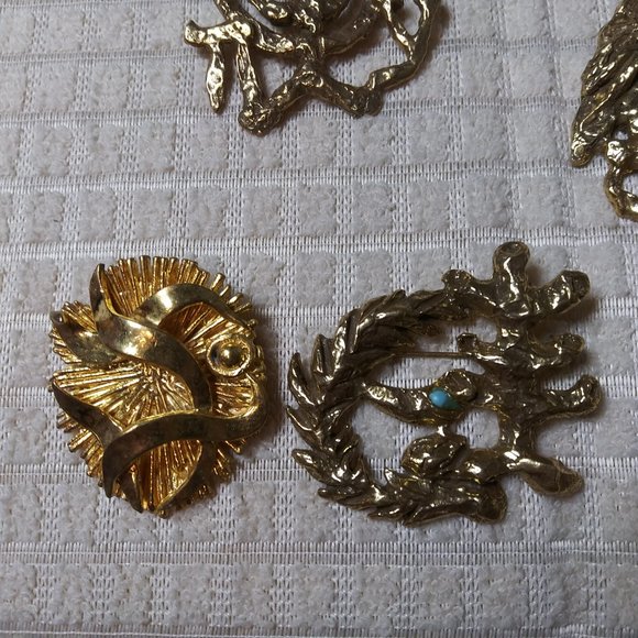 Judaica Art Set of 5 Brooches Signed - Picture 8 of 16